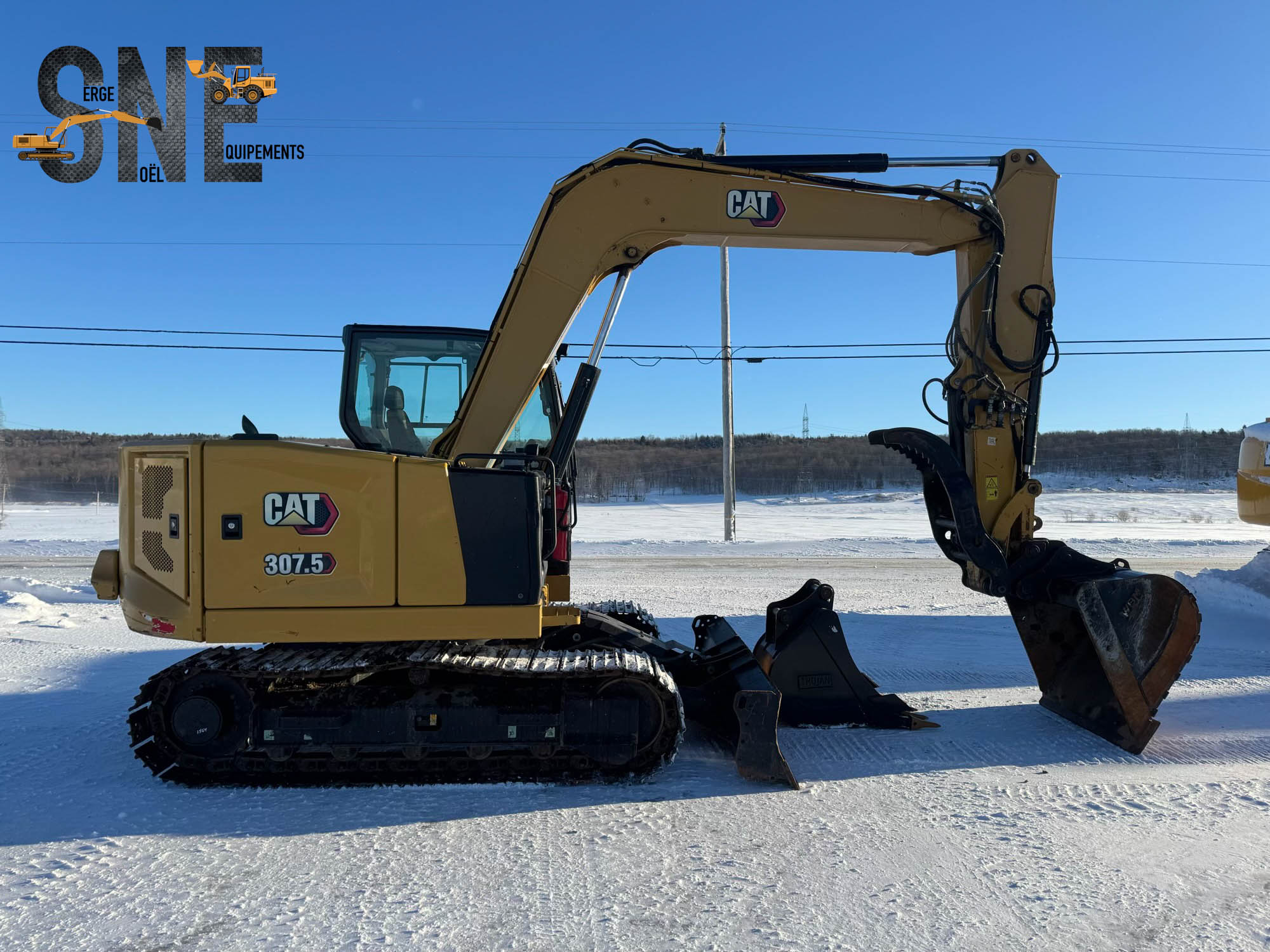 Caterpillar 307.5_0321.jpg