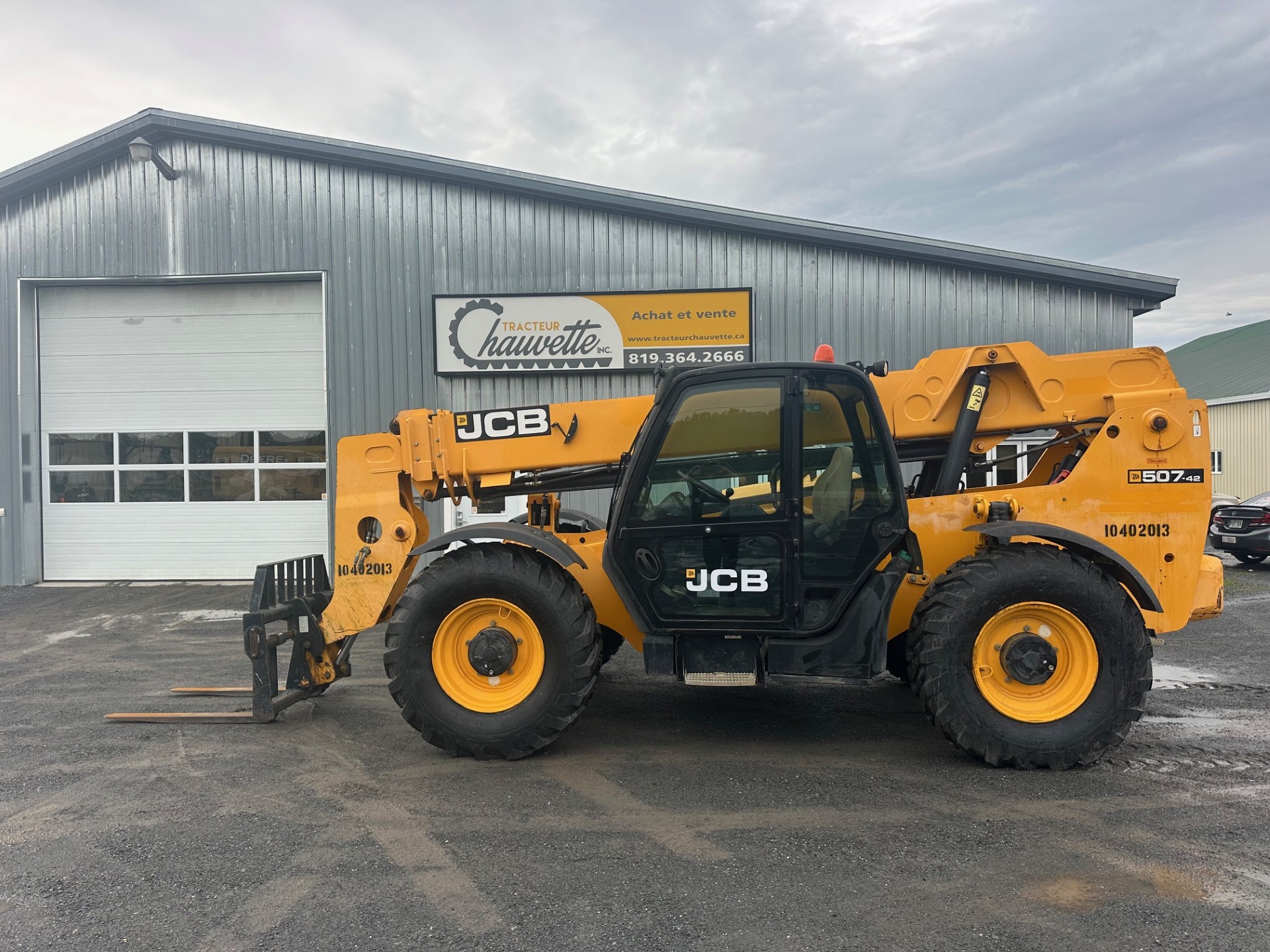 JCB 507-42 (1).jpg