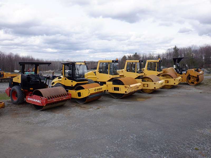 Machinerie Lourde Heavy Equipment