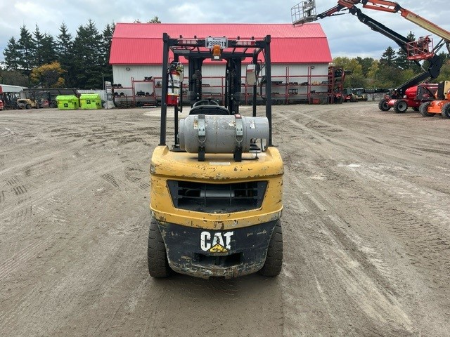 Caterpillar GP30N5 2018 #CE3272 Profil arriere back side.jpg