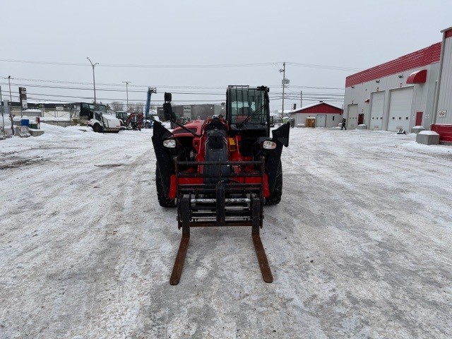 Manitou MT1440 2021 CT9951 Profile avant front side.jpg