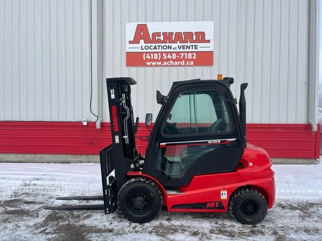 Manitou MI25D #CE8737 profil achard side.jpg