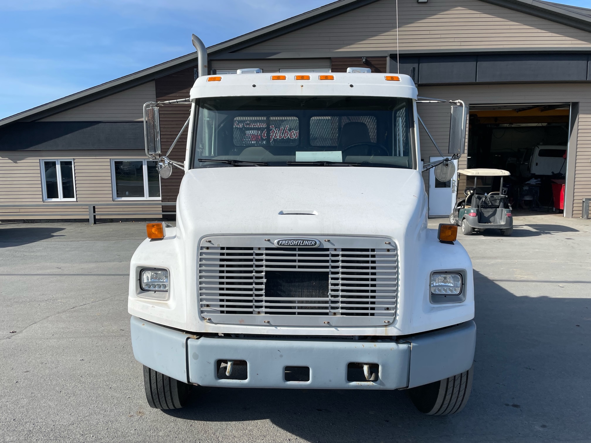 2003 - Freightliner FL80 - Camion Plateforme - 02.jpeg