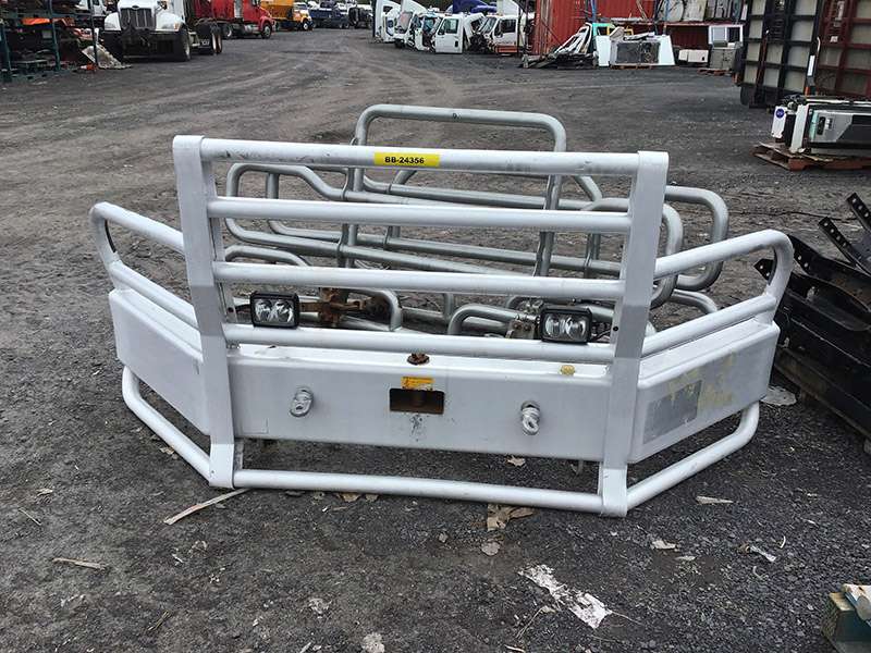   MOOSE BUMPER MACK GRANITE CT-713