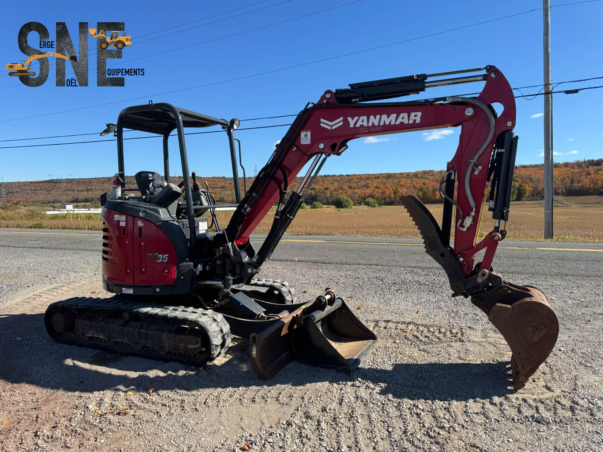 Yanmar VIO35-6A_8453.jpg