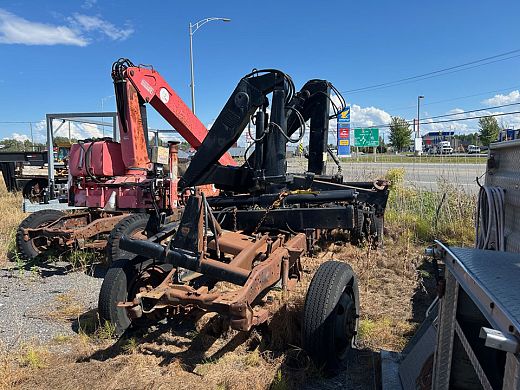 Plus de 10 grues hyd.jpg