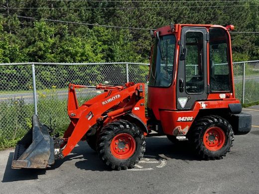 Kubota R420S (1).jpg