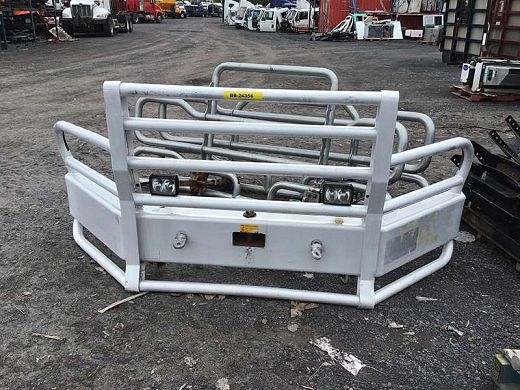   MOOSE BUMPER MACK GRANITE CT-713