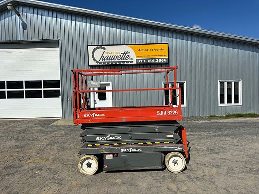 Skyjack SJ3226 2014 (1).jpg