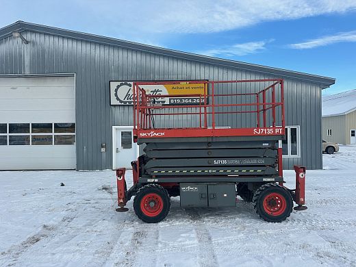 Skyjack SJ7135 (1).jpg