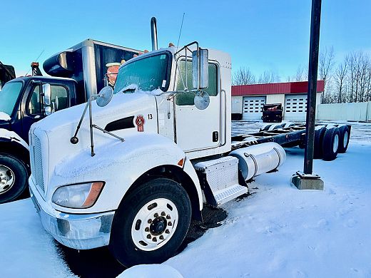 2017 Kenworth T370 2017.jpg