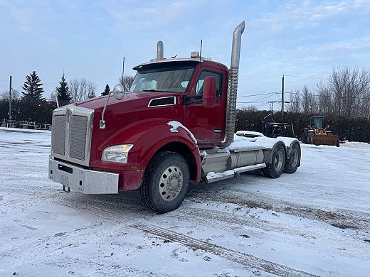 2019 Kenworth T880.jpeg