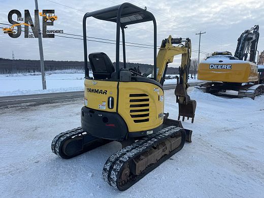 Yanmar VIO25_0147.jpg