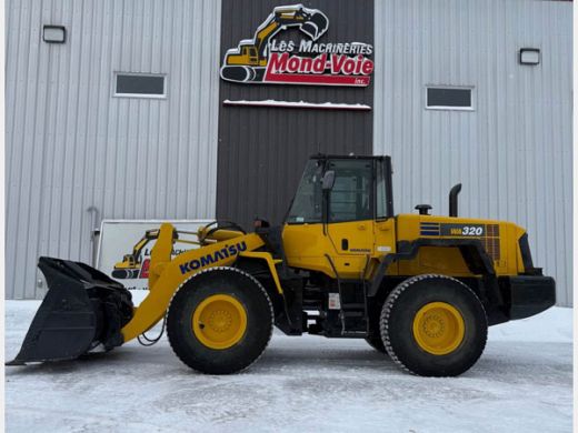 Komatsu-WA320.jpg